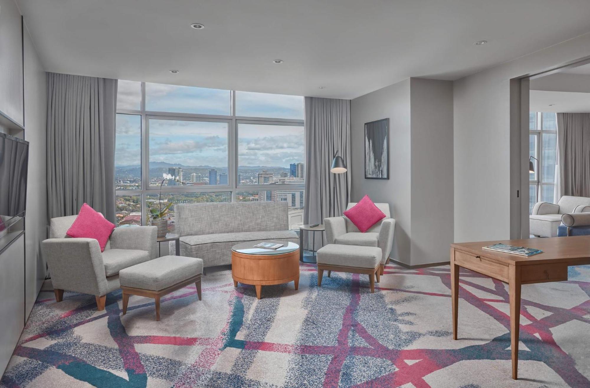 Crowne Plaza Manila Galleria By Ihg Pasig City Εξωτερικό φωτογραφία