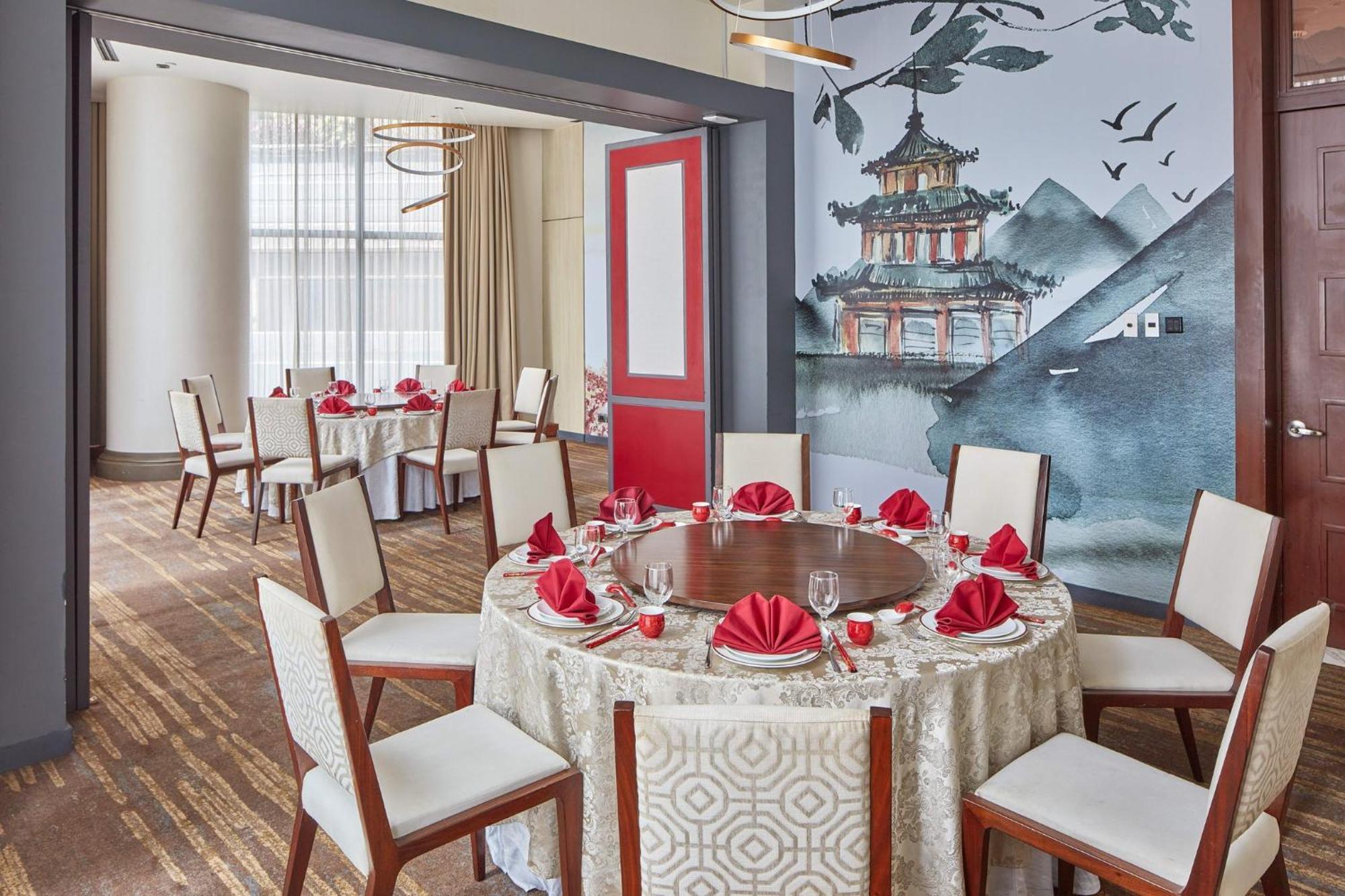 Crowne Plaza Manila Galleria By Ihg Pasig City Εξωτερικό φωτογραφία