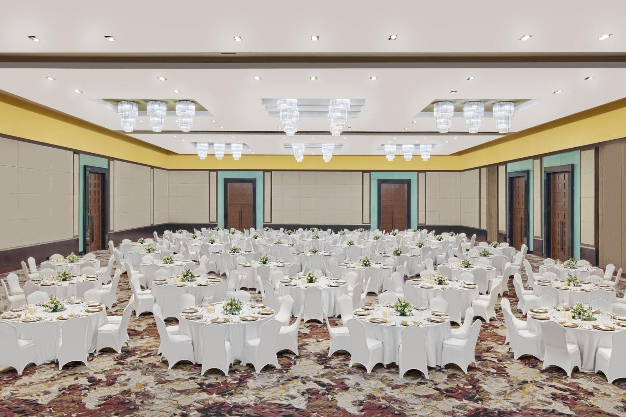 Crowne Plaza Manila Galleria By Ihg Pasig City Εξωτερικό φωτογραφία