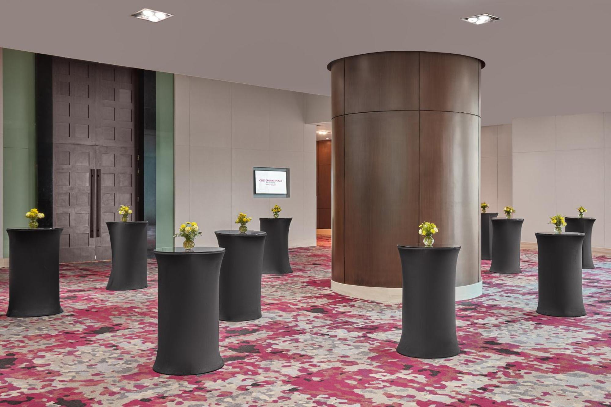 Crowne Plaza Manila Galleria By Ihg Pasig City Εξωτερικό φωτογραφία
