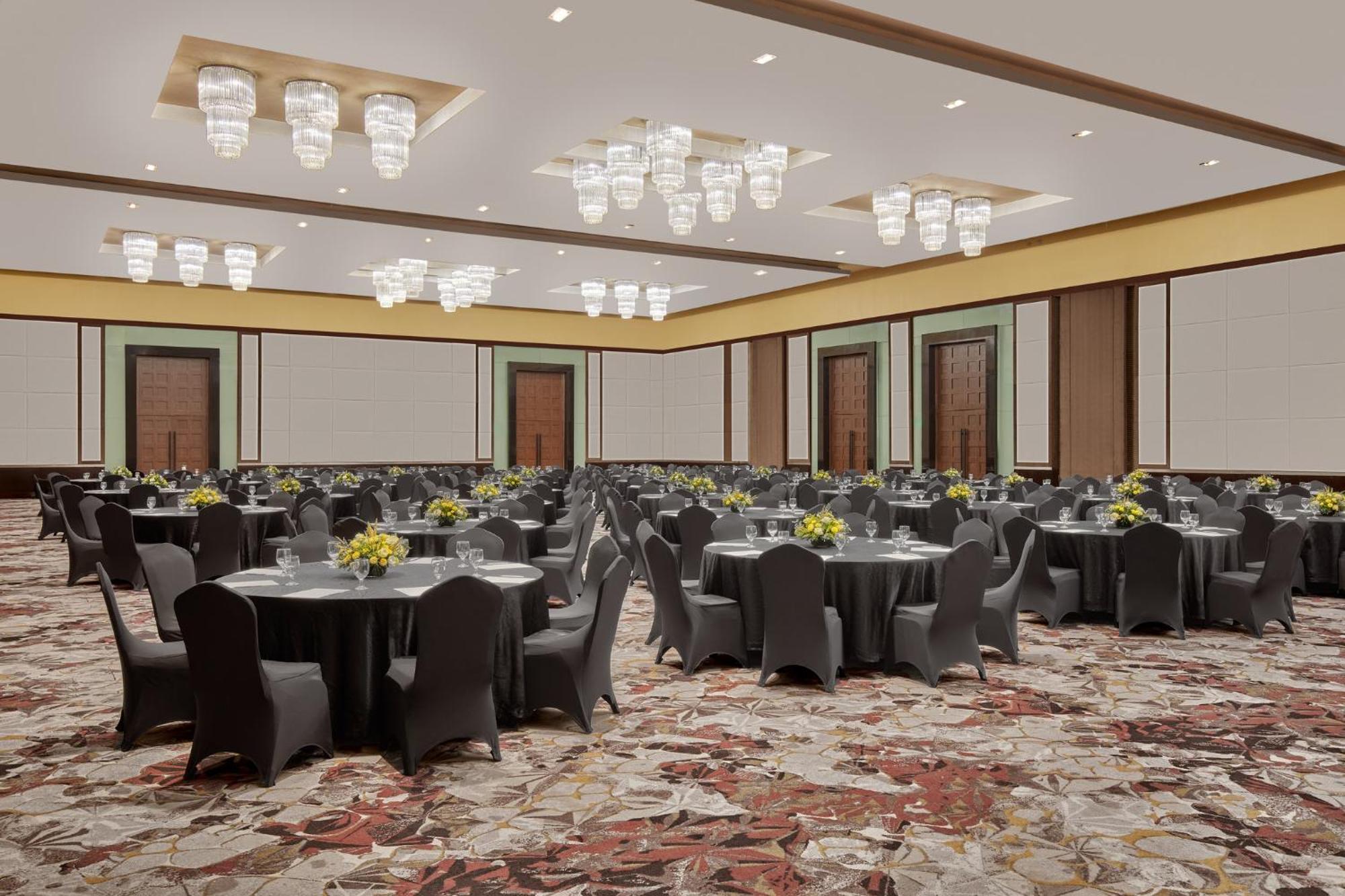 Crowne Plaza Manila Galleria By Ihg Pasig City Εξωτερικό φωτογραφία