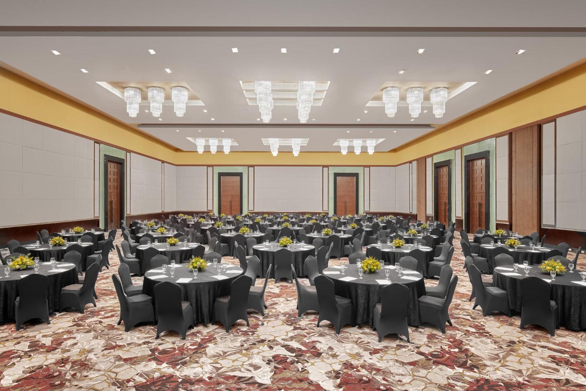 Crowne Plaza Manila Galleria By Ihg Pasig City Εξωτερικό φωτογραφία